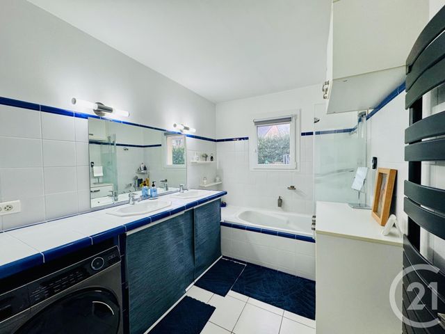 Afficher la photo en grand maison à vendre - 6 pièces - 119.25 m2 - ST ARNOULT EN YVELINES - 78 - ILE-DE-FRANCE - Century 21 Ld Immobilier