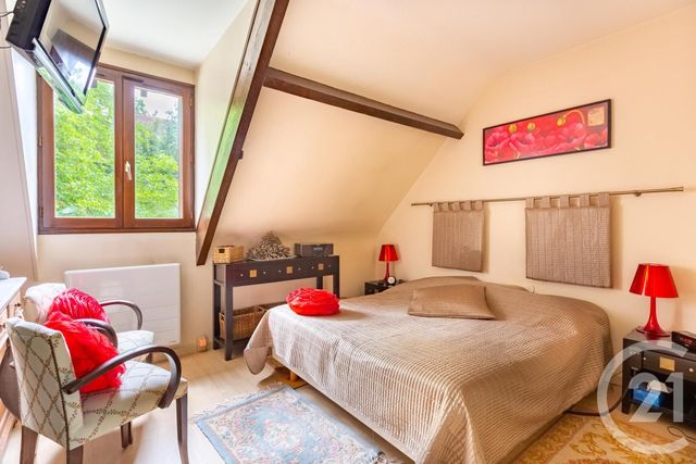 Afficher la photo en grand maison à vendre - 7 pièces - 158.0 m2 - ST ARNOULT EN YVELINES - 78 - ILE-DE-FRANCE - Century 21 Ld Immobilier
