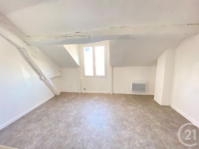 Appartement F1 à vendre AUNEAU
