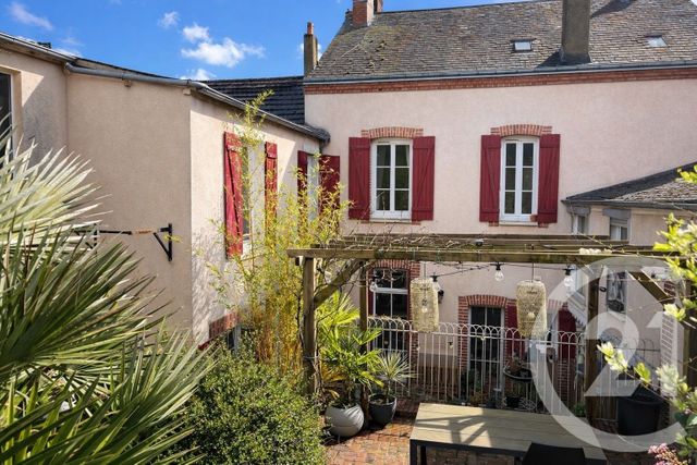 maison à vendre - 8 pièces - 197.0 m2 - AUNEAU BLEURY ST SYMPHORIEN - 28 - CENTRE - Century 21 Ld Immobilier