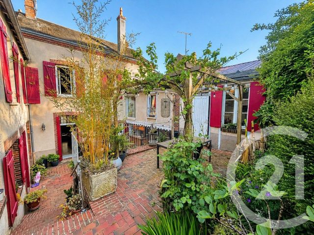 maison à vendre - 8 pièces - 197.0 m2 - AUNEAU BLEURY ST SYMPHORIEN - 28 - CENTRE - Century 21 Ld Immobilier