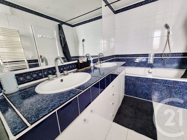 Appartement F5 à vendre - 7 pièces - 96.0 m2 - ST ARNOULT EN YVELINES - 78 - ILE-DE-FRANCE - Century 21 Ld Immobilier