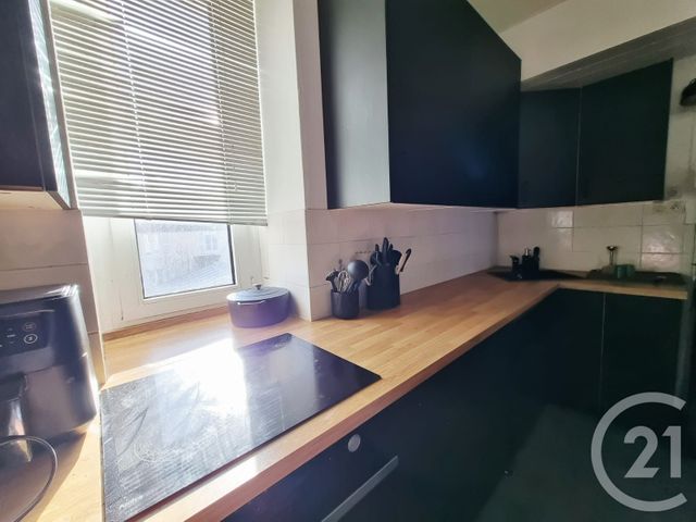 Appartement F5 à vendre - 7 pièces - 96.0 m2 - ST ARNOULT EN YVELINES - 78 - ILE-DE-FRANCE - Century 21 Ld Immobilier