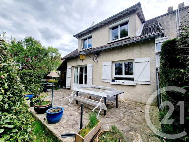 Afficher la photo en grand maison à vendre - 6 pièces - 114.29 m2 - LE PERRAY EN YVELINES - 78 - ILE-DE-FRANCE - Century 21 Ld Immobilier