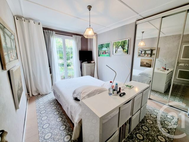 Afficher la photo en grand maison à vendre - 8 pièces - 144.89 m2 - ST ARNOULT EN YVELINES - 78 - ILE-DE-FRANCE - Century 21 Ld Immobilier