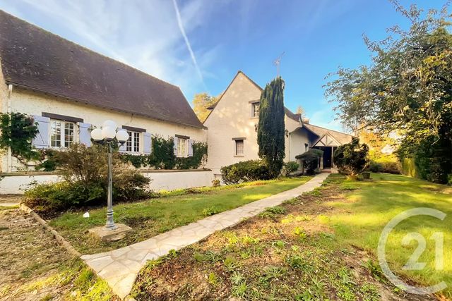 Afficher la photo en grand maison à vendre - 6 pièces - 278.0 m2 - ST ARNOULT EN YVELINES - 78 - ILE-DE-FRANCE - Century 21 Ld Immobilier