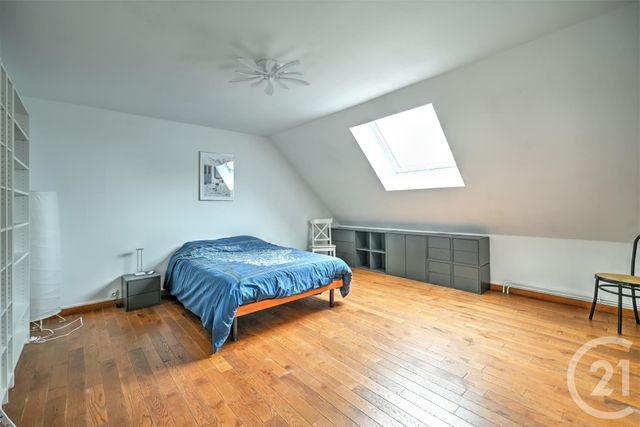 Afficher la photo en grand maison à vendre - 6 pièces - 278.0 m2 - ST ARNOULT EN YVELINES - 78 - ILE-DE-FRANCE - Century 21 Ld Immobilier