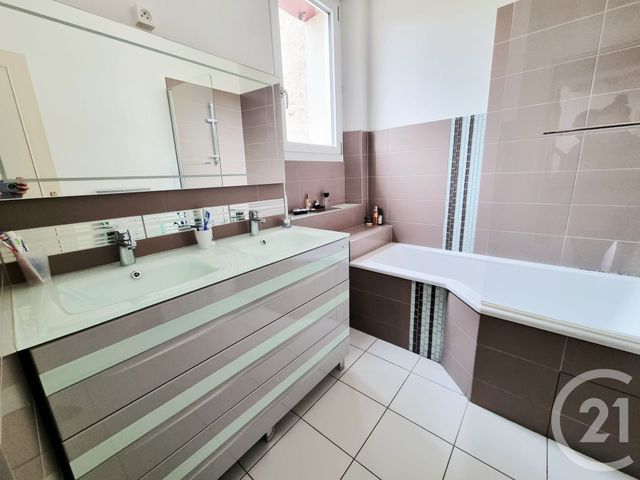 maison à vendre - 6 pièces - 138.0 m2 - AUNEAU BLEURY ST SYMPHORIEN - 28 - CENTRE - Century 21 Ld Immobilier